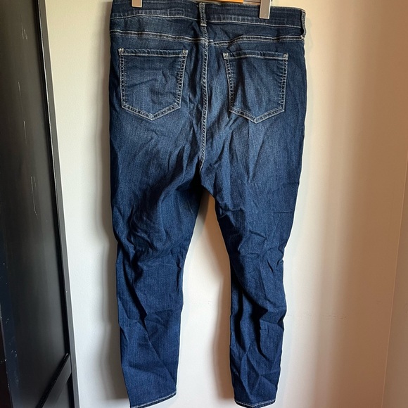 Torrid sky high skinny jeans - Picture 3 of 5